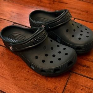CROCS Classic Green Clogs